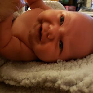 Meet your Posher, Alexis